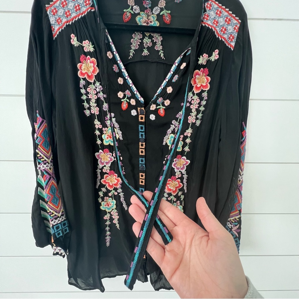 Johnny Was Alaura Black Embroidered Tunic Blouse - Picture 4 of 11